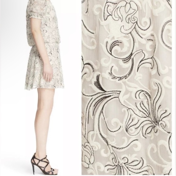 Alice + Olivia Janelle Embroidered Silk Mini Cram Black Dress Size 6 - Picture 16 of 16